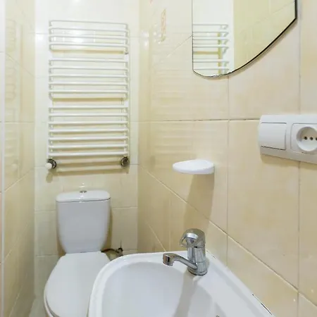 Apartment студія біля оперного театру по вулиці гонти 4-3а *